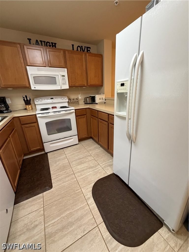 9073 Gervais Circle #1007, Naples, FL 34120 photo 3