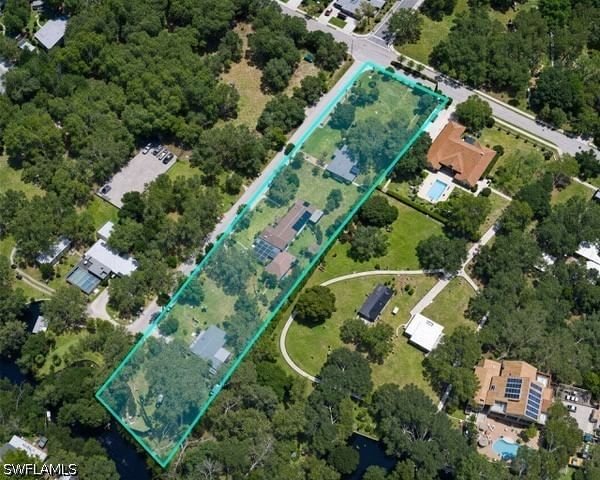1063 SHADOWLAWN Drive, Naples, FL 34104 photo 4