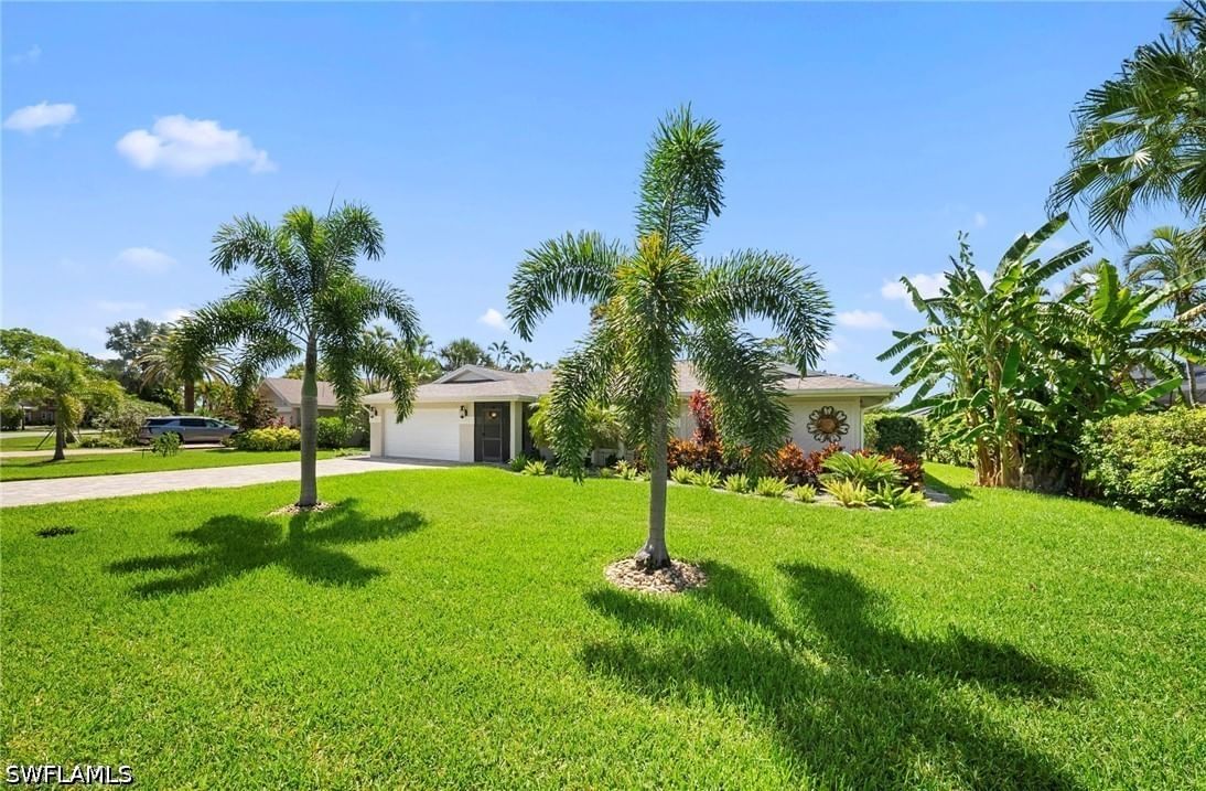28581 Winthrop Circle, Bonita Springs, FL 34134 photo 2
