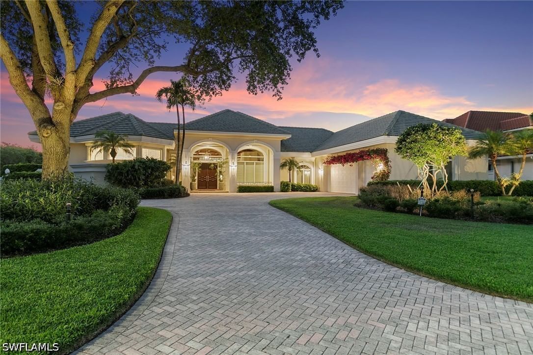 6991 Greentree Drive, Naples, FL 34108 photo 5