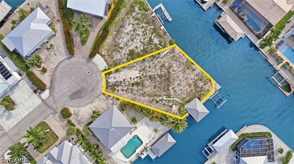 18 Avenida Carita, Fort Myers Beach, FL 33931 photo 4