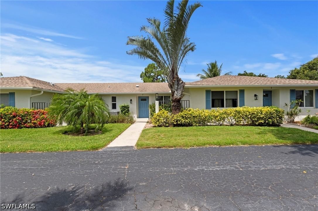 50 Glades Boulevard #2, Naples, FL 34112 photo 2