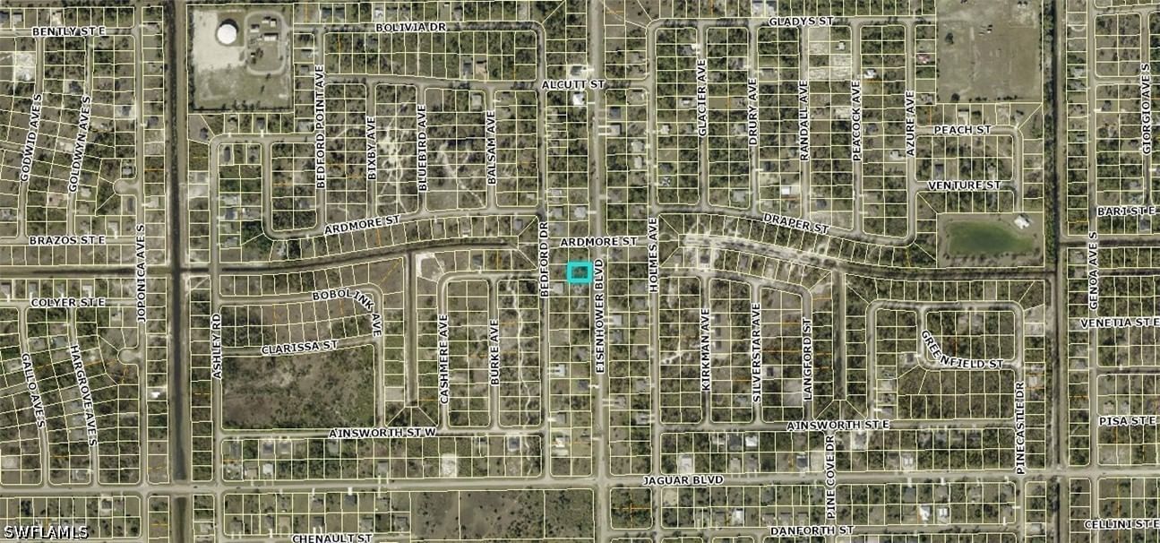754 Eisenhower Boulevard, Lehigh Acres, FL 33974 photo 2