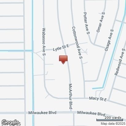 546 McArthur Boulevard, Lehigh Acres, FL 33974 photo 2