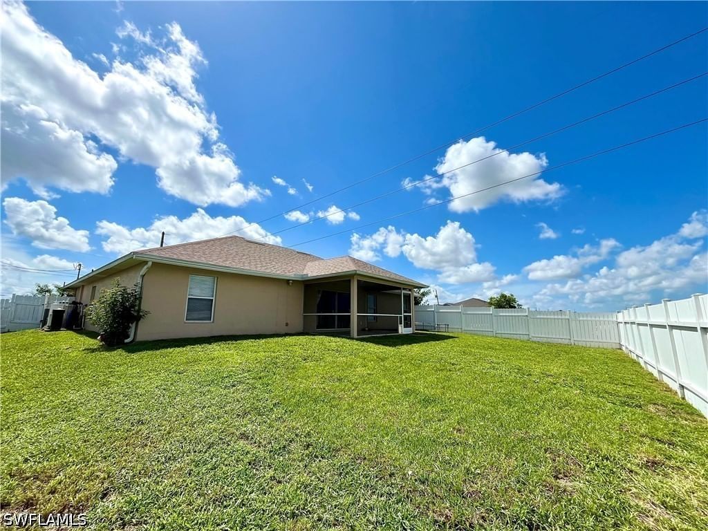 2720 NE 1st Place, Cape Coral, FL 33909 photo 3
