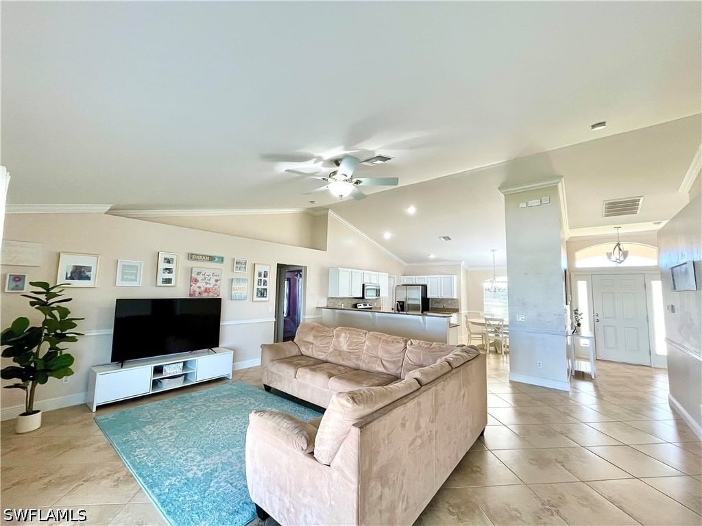 2720 NE 1st Place, Cape Coral, FL 33909 photo 4