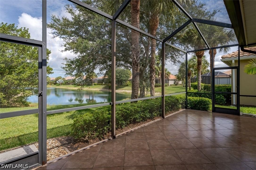 15821 Delaplata Lane, Naples, FL 34110 photo 4