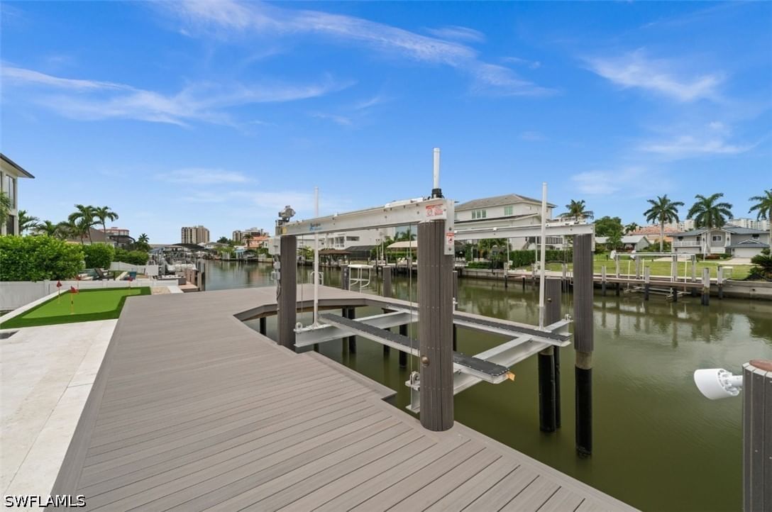 373 Egret Avenue, Naples, FL 34108 photo 2