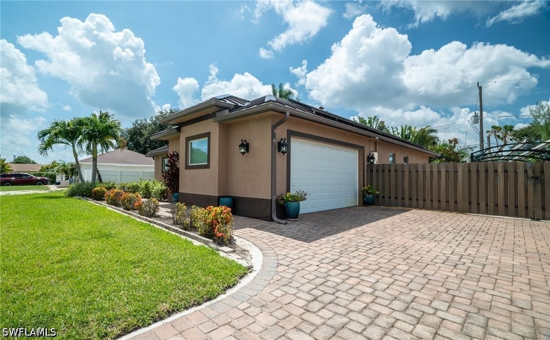 4525 29th Avenue SW, Naples, FL 34116 photo 4