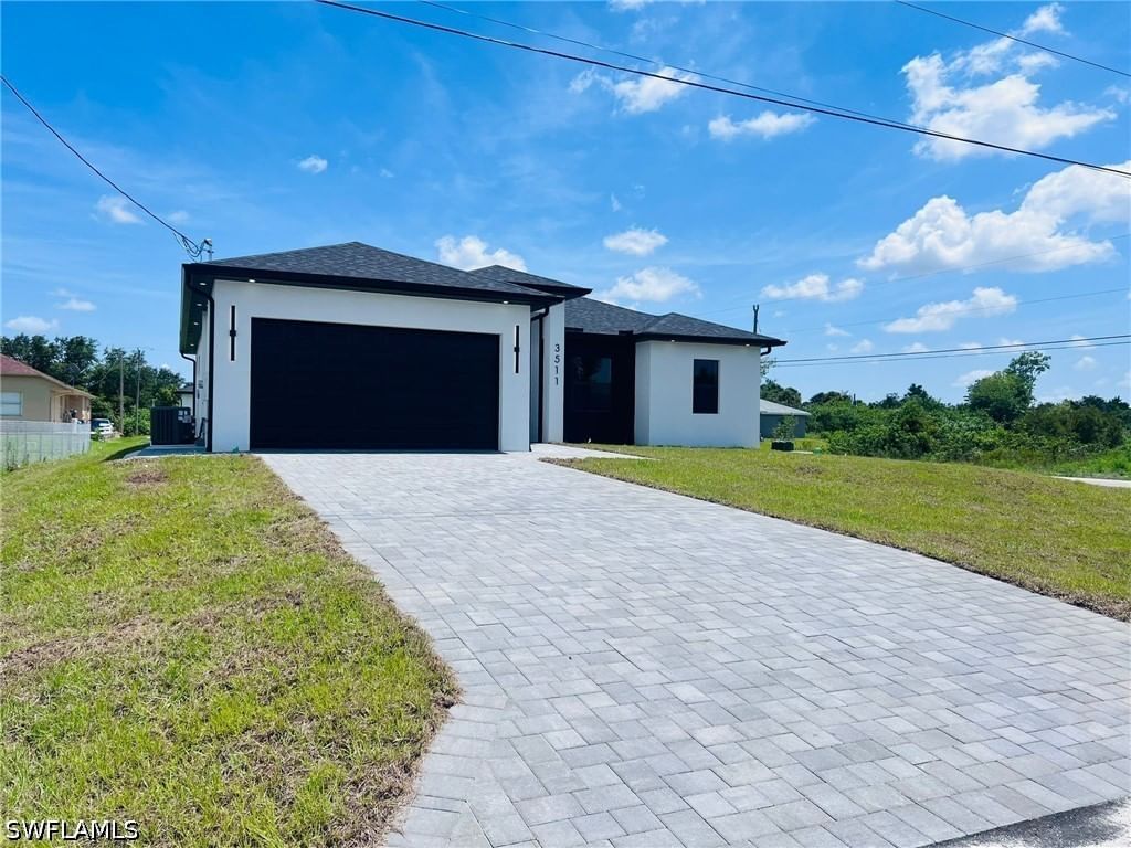 2911 27th Street SW, Lehigh Acres, FL 33976 photo 2