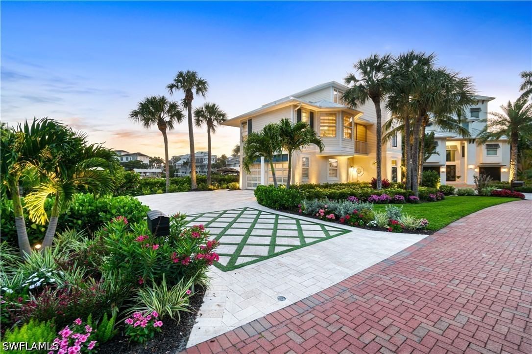 225 Bayfront Drive, Bonita Springs, FL 34134 photo 2