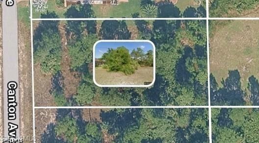 512 Canton Avenue, Lehigh Acres, FL 33972 photo 2