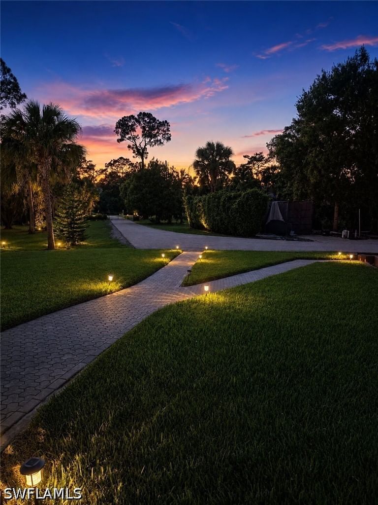 556 6th Street SE, Naples, FL 34117 photo 4