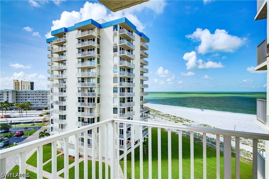 7330 Estero Boulevard #601, Fort Myers Beach, FL 33931 photo 2