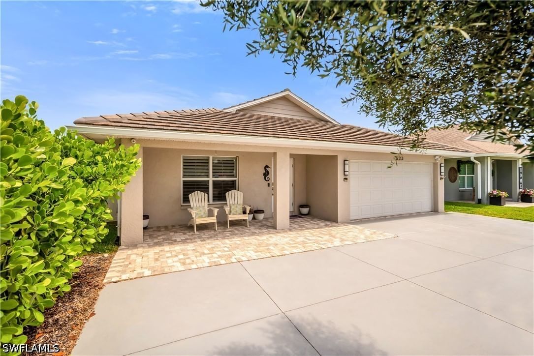 523 107th Avenue N, Naples, FL 34108 photo 5