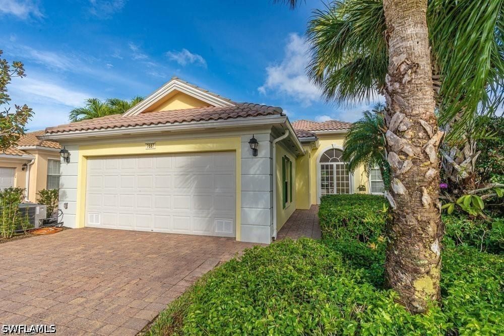 7687 Hernando Court, Naples, FL 34114 photo 2