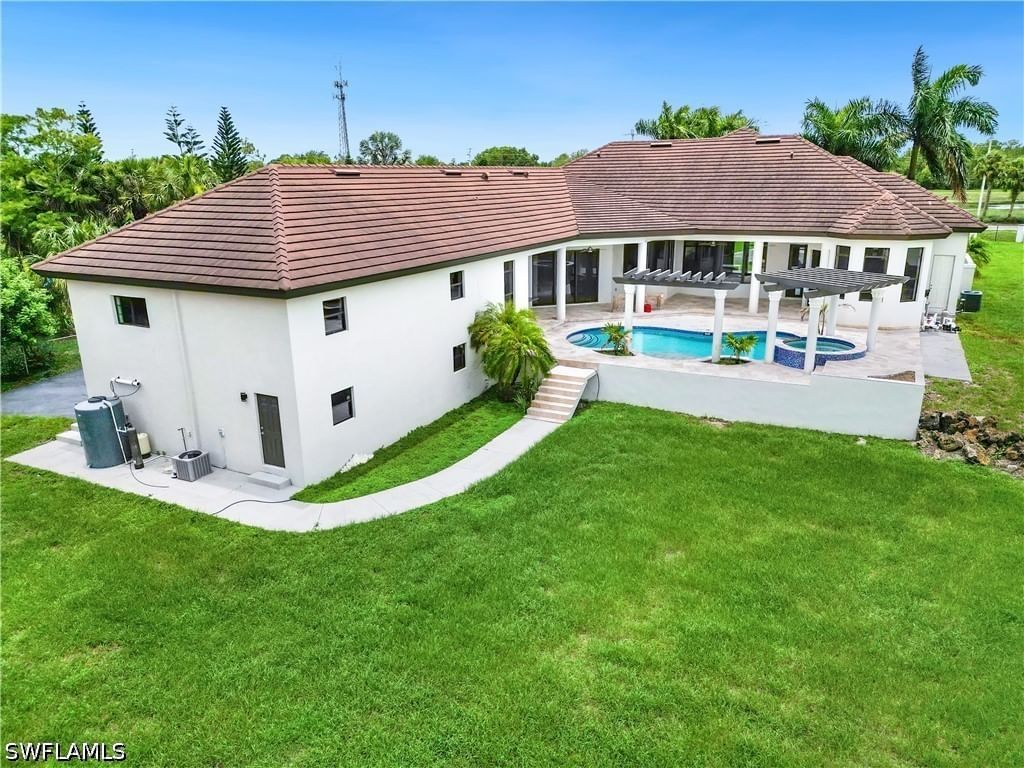 1361 Golden Gate Boulevard W, Naples, FL 34120 photo 3