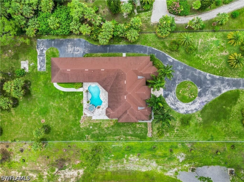1361 Golden Gate Boulevard W, Naples, FL 34120 photo 5