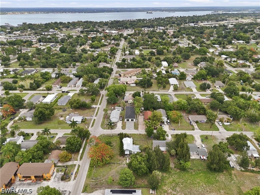 3811 Pearl Street, Fort Myers, FL 33916 photo 5