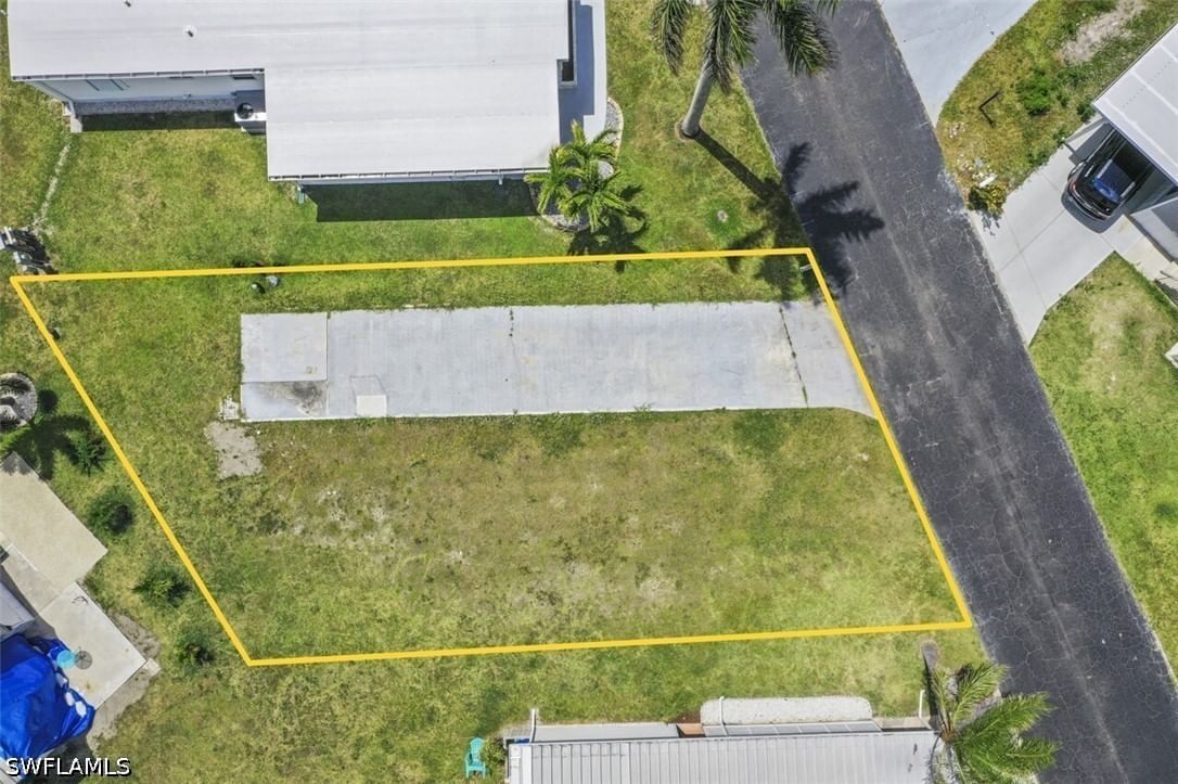 339 Mattie Avenue, Fort Myers, FL 33908 photo 3