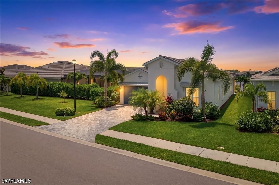 8980 Mustique Lane, Naples, FL 34114 photo 2