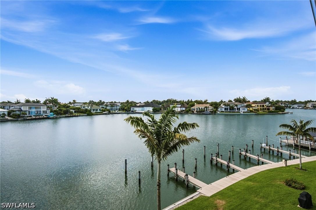 3400 Gulf Shore Boulevard N #L8, Naples, FL 34103 photo 2