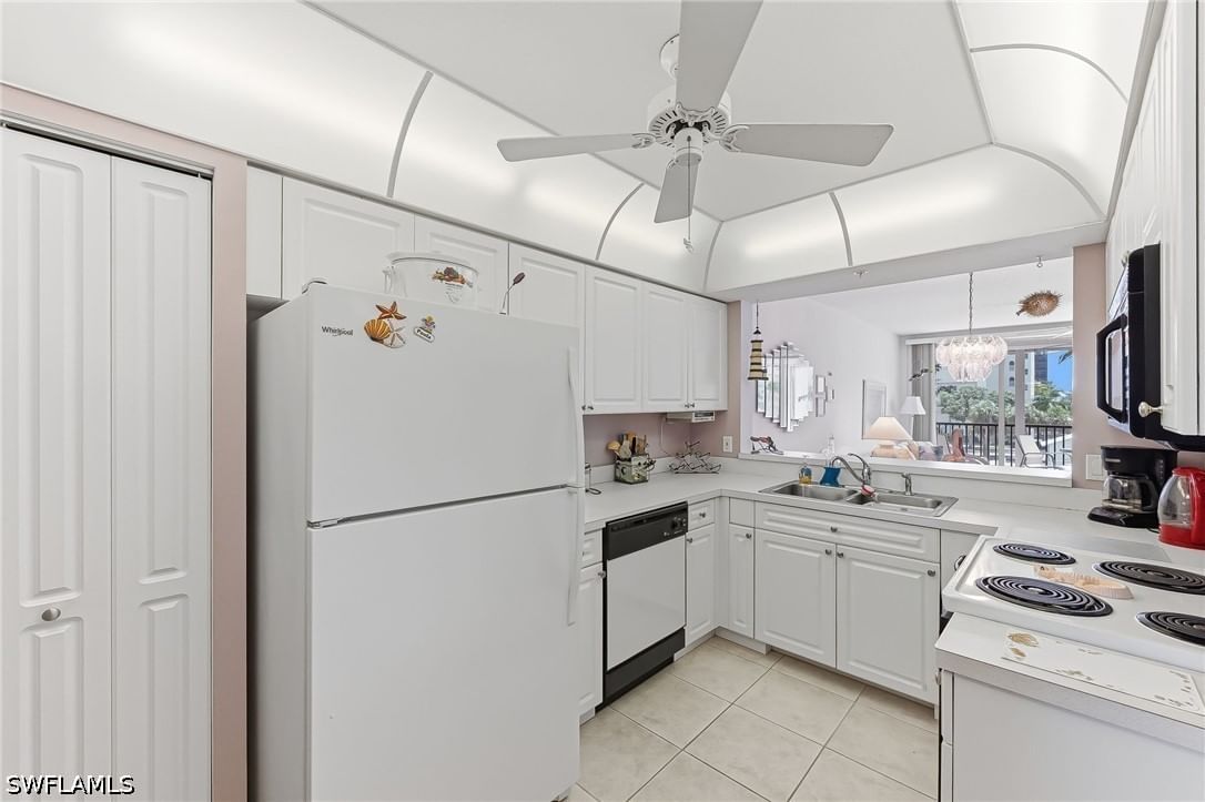 4421 Bay Beach Lane #623, Fort Myers Beach, FL 33931 photo 3