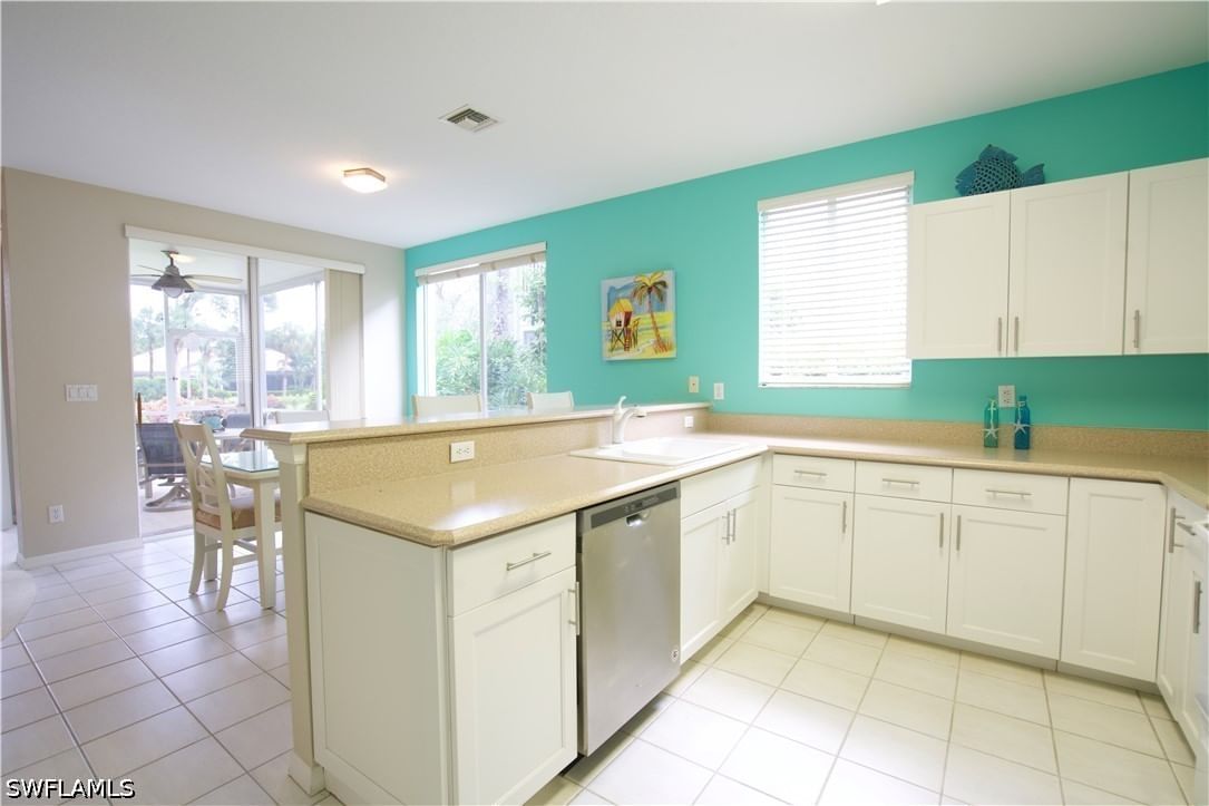 8471 Southbridge Drive #4, Estero, FL 33967 photo 3