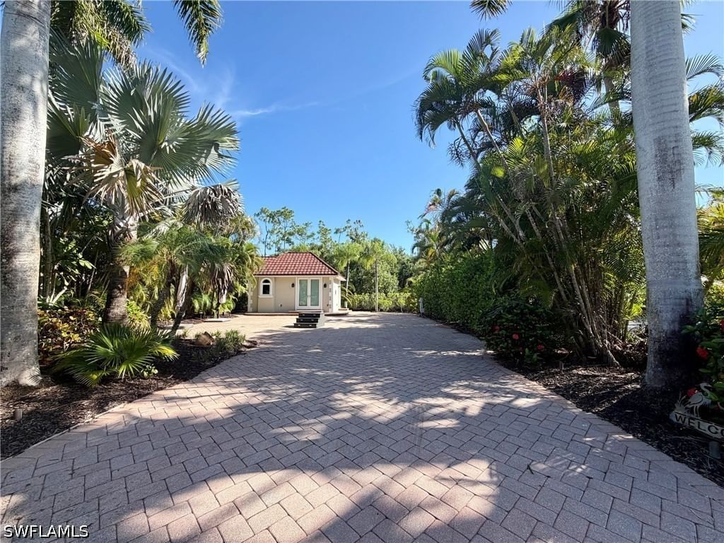 4874 Southern Breeze Drive, Naples, FL 34114 photo 3