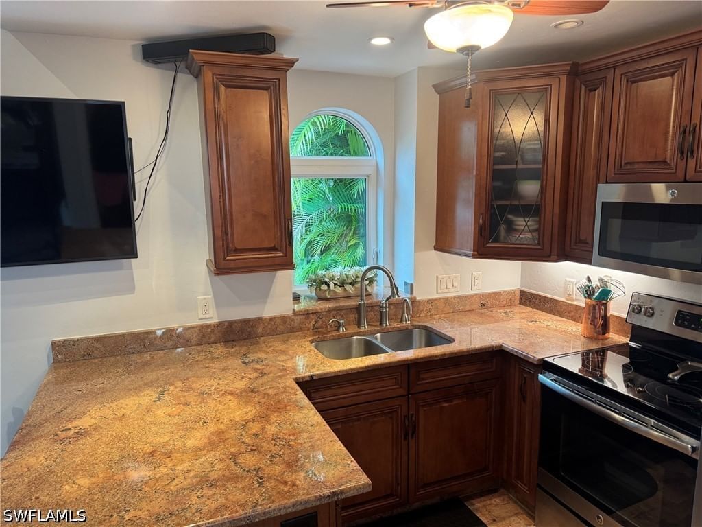 4874 Southern Breeze Drive, Naples, FL 34114 photo 5