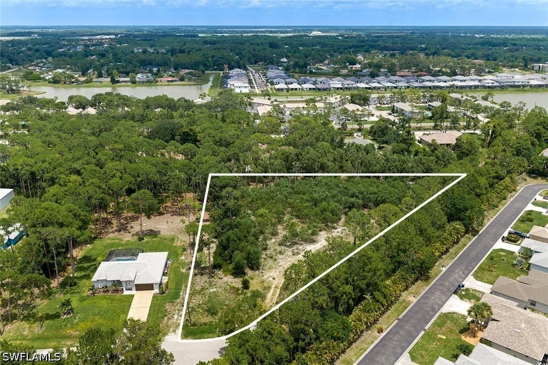 25693 Moriah Lane, Bonita Springs, FL 34135 photo 2