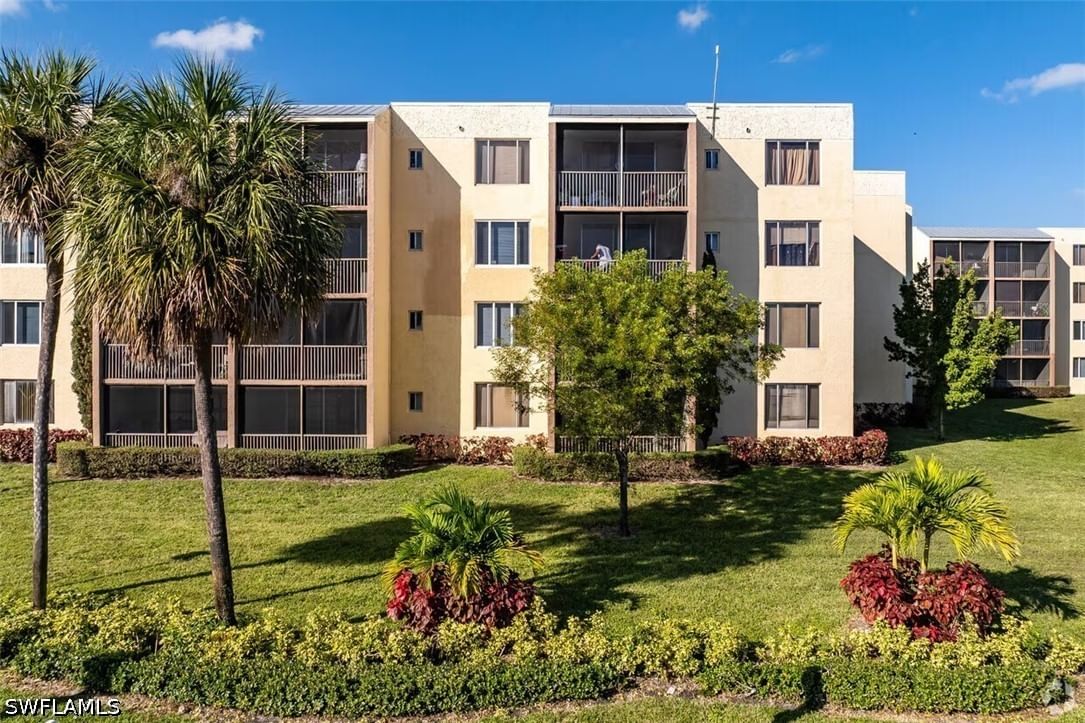 2831 Somerset Drive #B109, Lauderdale Lakes, FL 33341 photo 2