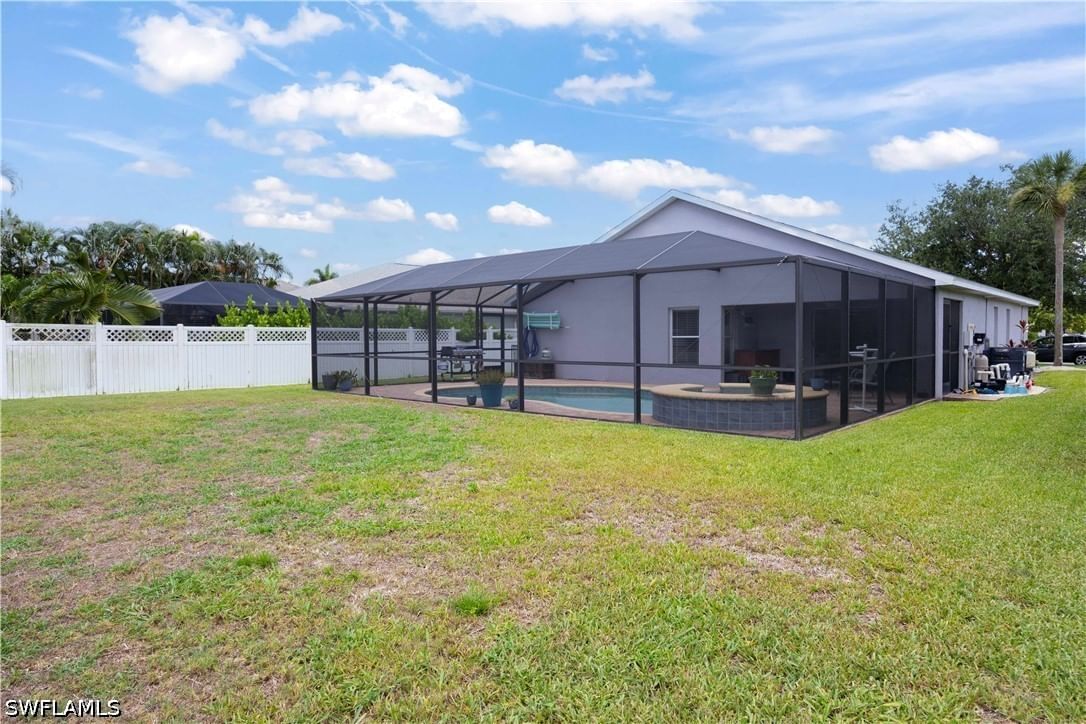 15633 Beachcomber Avenue, Fort Myers, FL 33908 photo 4