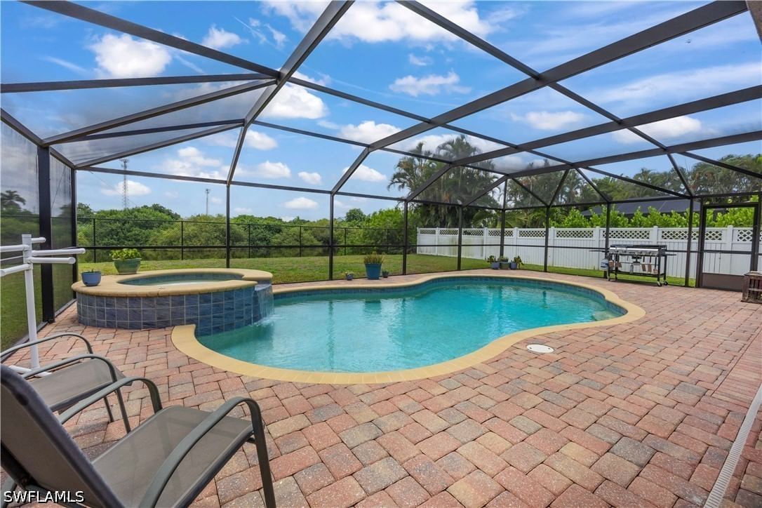 15633 Beachcomber Avenue, Fort Myers, FL 33908 photo 5