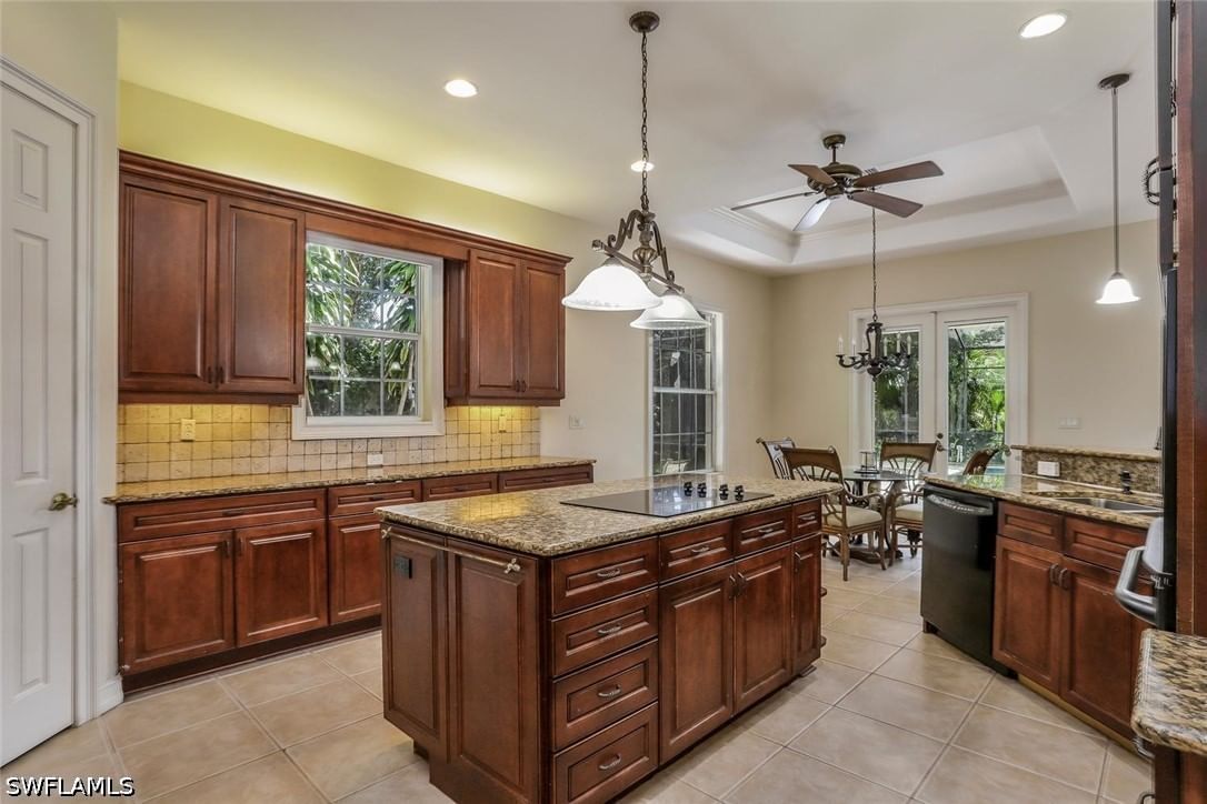 3155 Santorini Court, Naples, FL 34119 photo 5