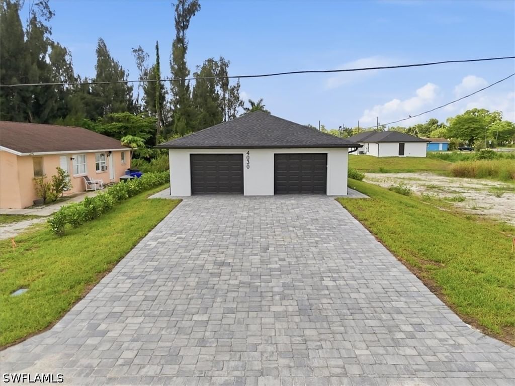 4030 Washington Avenue, Fort Myers, FL 33916 photo 2