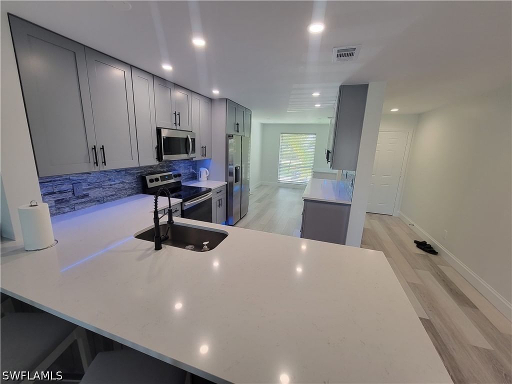 1190 Yesica Ann Circle #B-204, Naples, FL 34110 photo 3