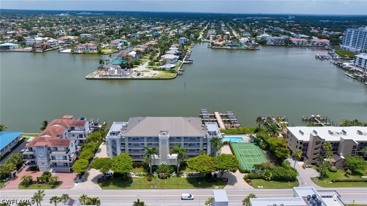 9380 Gulf Shore Drive #402, Naples, FL 34108 photo 3