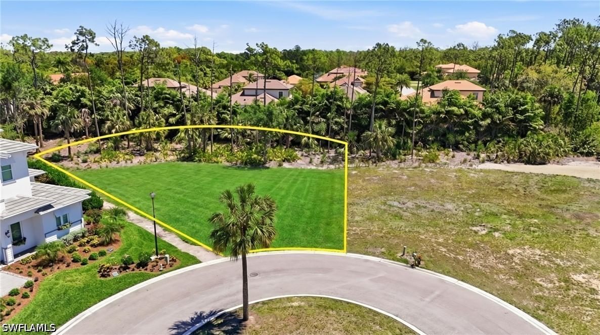 2969 Coco Lakes Drive, Naples, FL 34105 photo 5