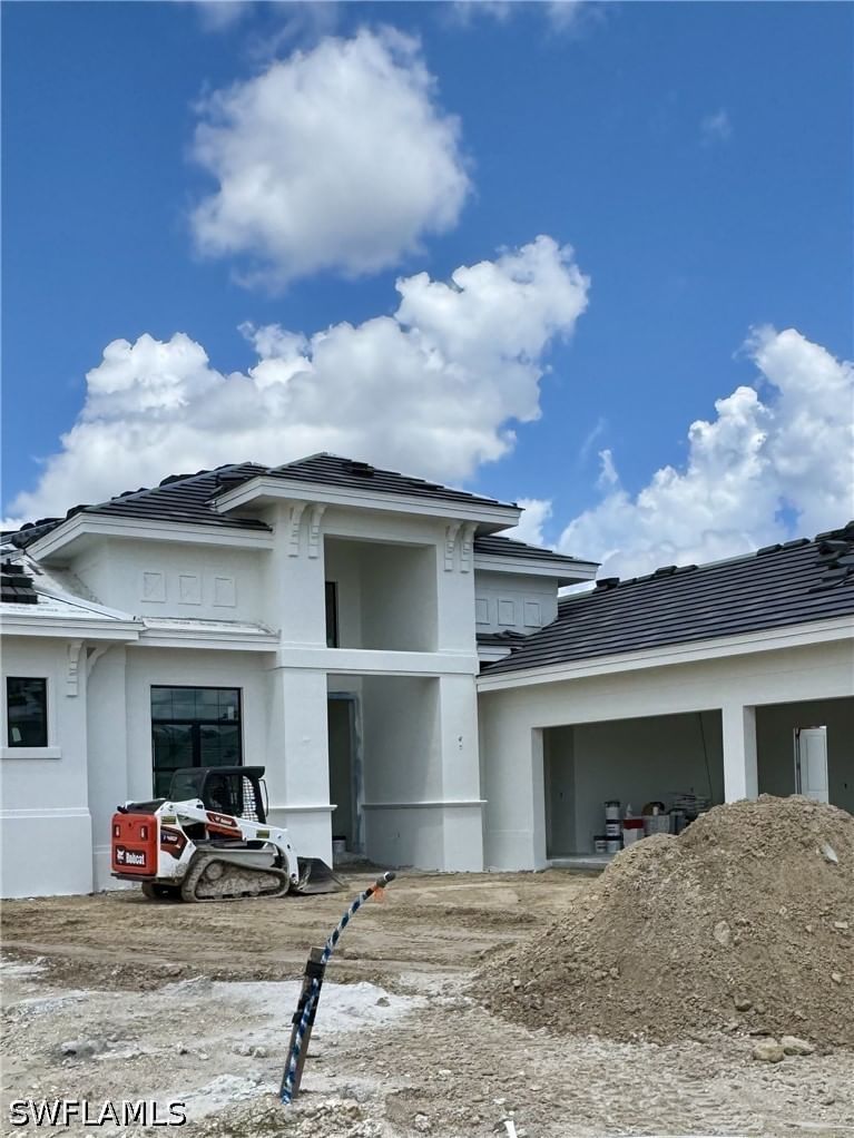 25562 Crystal Shore Drive, Bonita Springs, FL 34135 photo 2