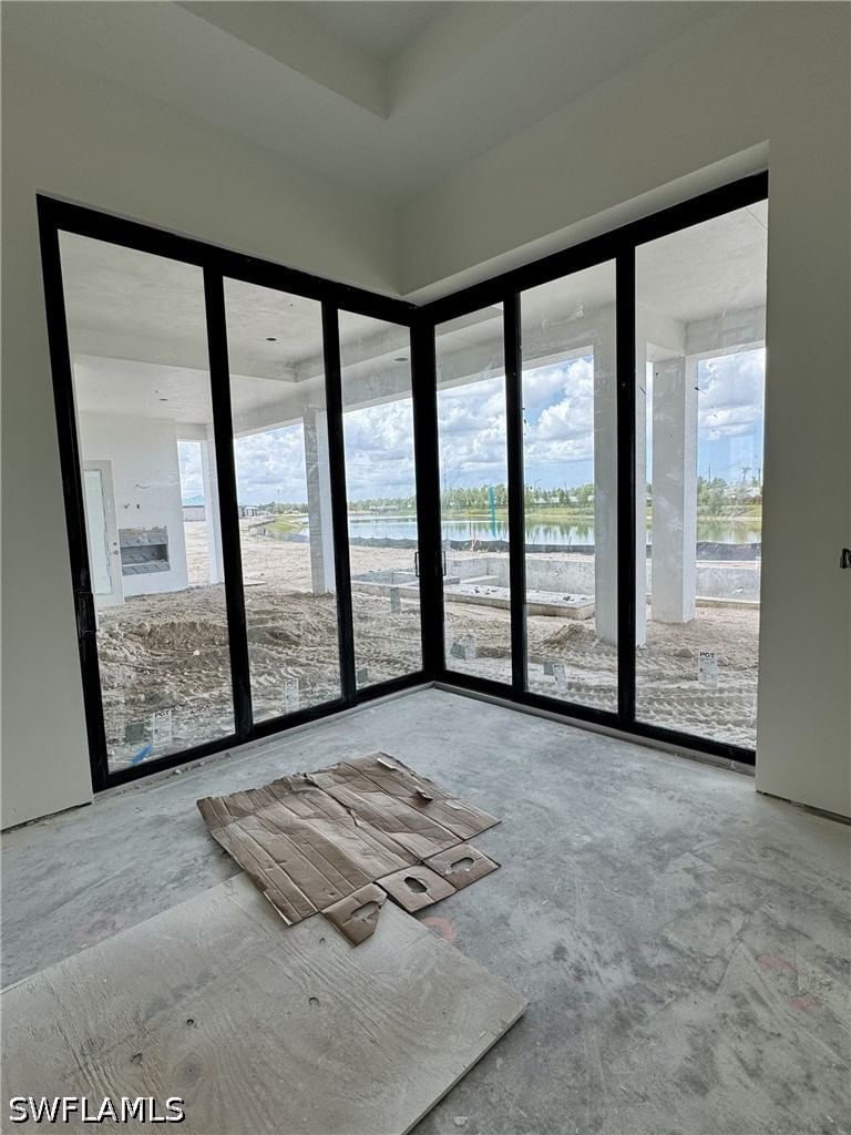 25562 Crystal Shore Drive, Bonita Springs, FL 34135 photo 4