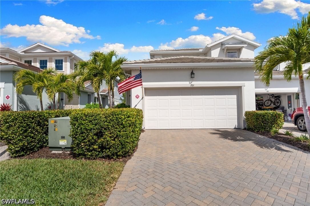 4620 Arboretum Circle #201, Naples, FL 34112 photo 2