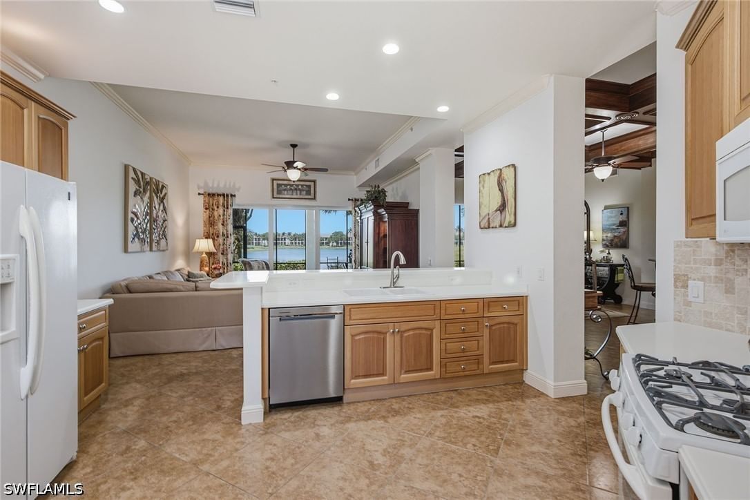 9243 Tesoro Lane #103, Naples, FL 34114 photo 5
