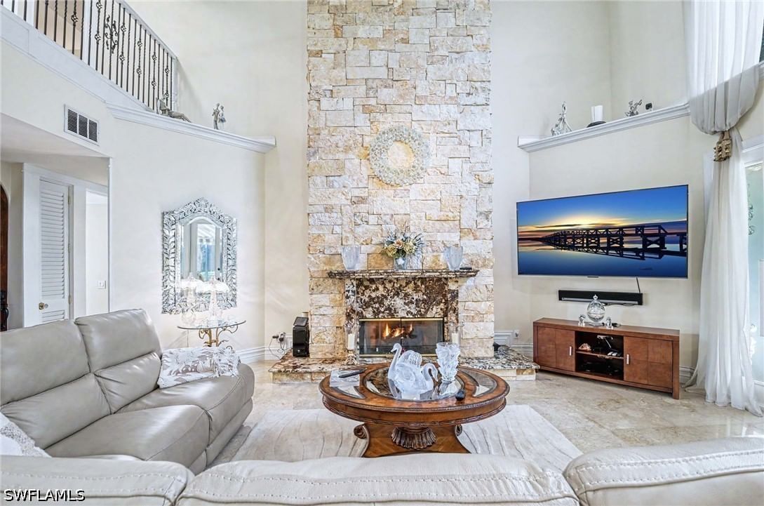 9250 The Lane, Naples, FL 34109 photo 5
