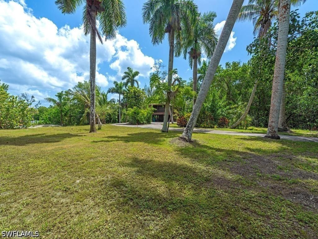 1551 Bembury Drive, Naples, FL 34102 photo 3