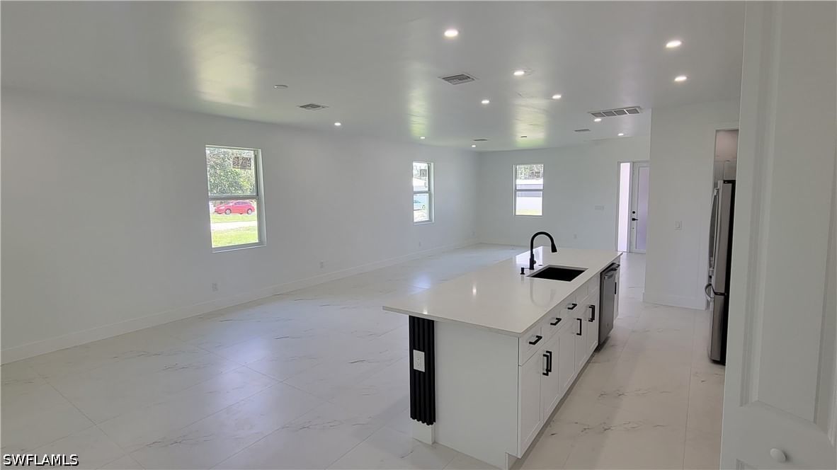 3504 41st Street SW, Lehigh Acres, FL 33976 photo 3