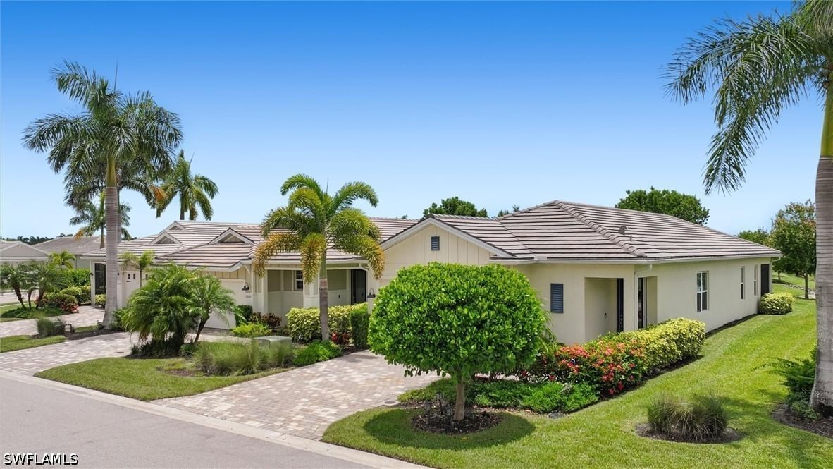 28269 Seasons Tide Avenue, Bonita Springs, FL 34135 photo 2