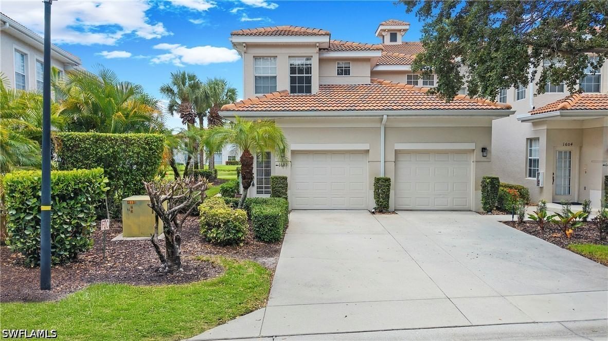 3059 Horizon Lane #1602, Naples, FL 34109 photo 2