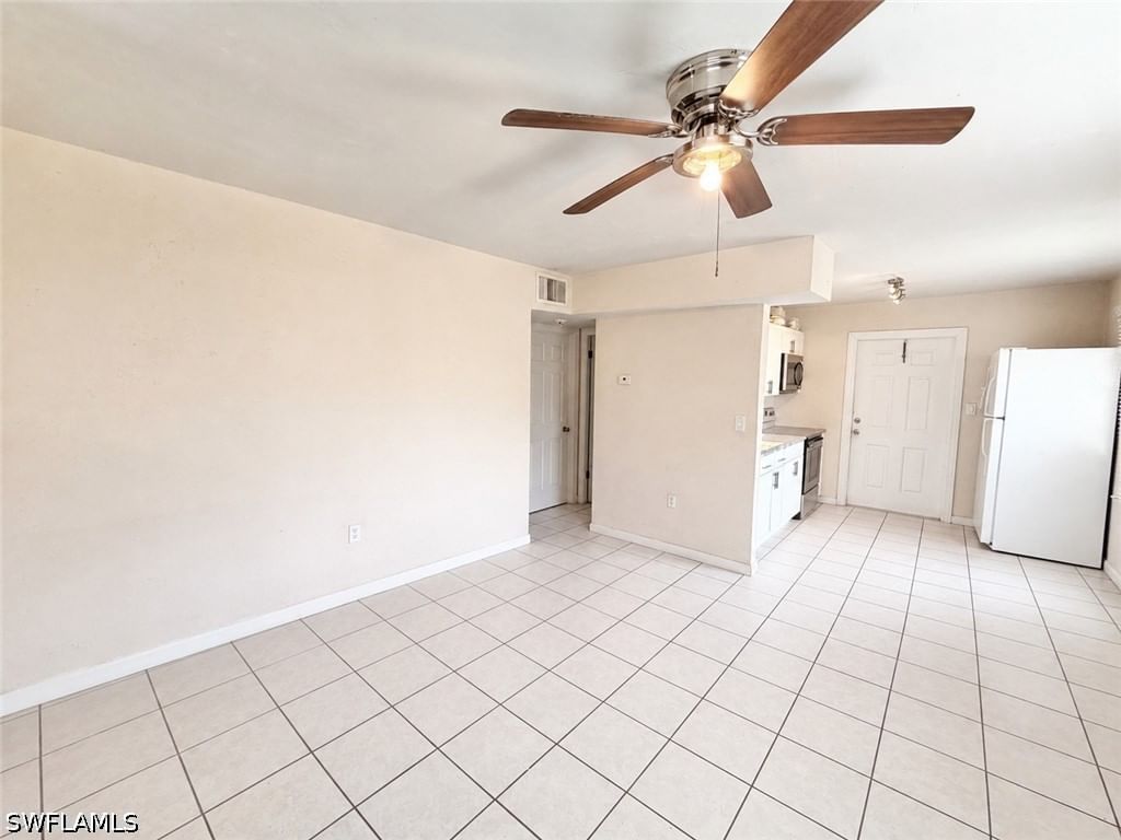 2485 Bayside Street, Naples, FL 34112 photo 4