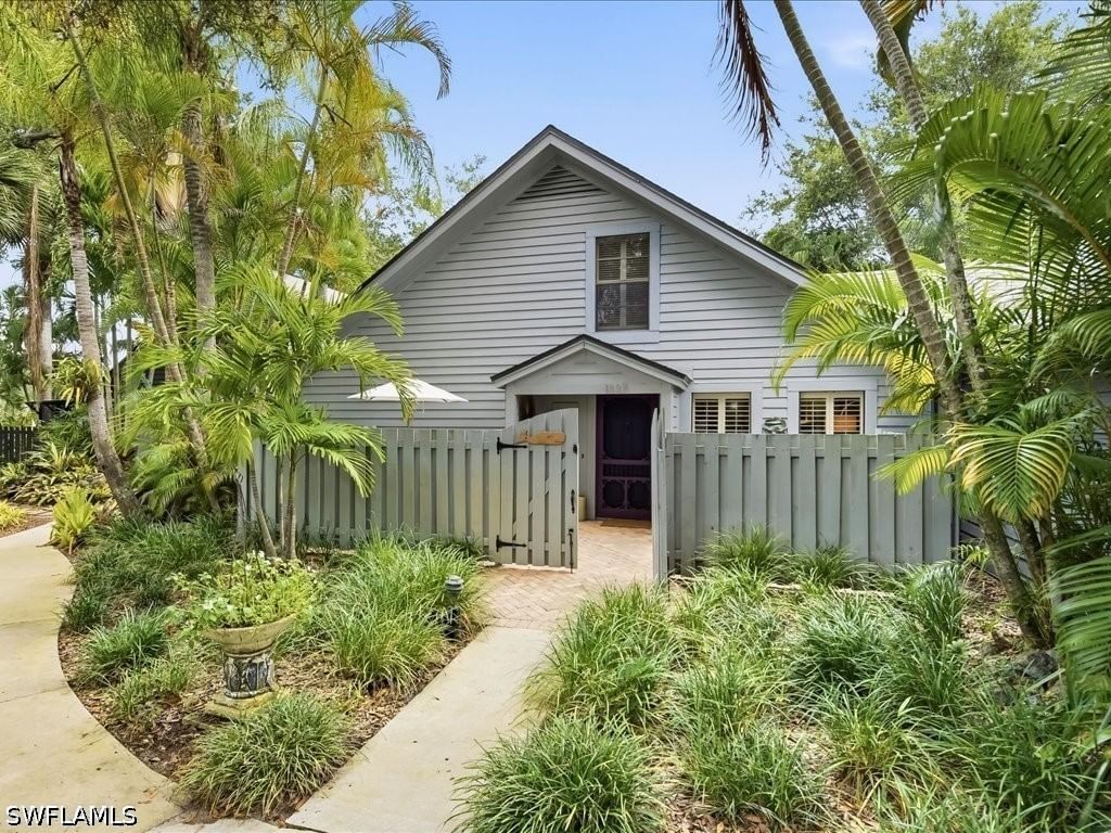 1337 Solana Road, Naples, FL 34103 photo 3